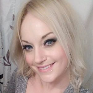Meet your Posher, Giselle